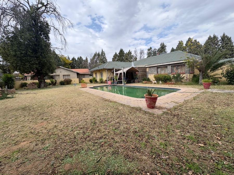6 Bedroom Property for Sale in Dagbreek Free State